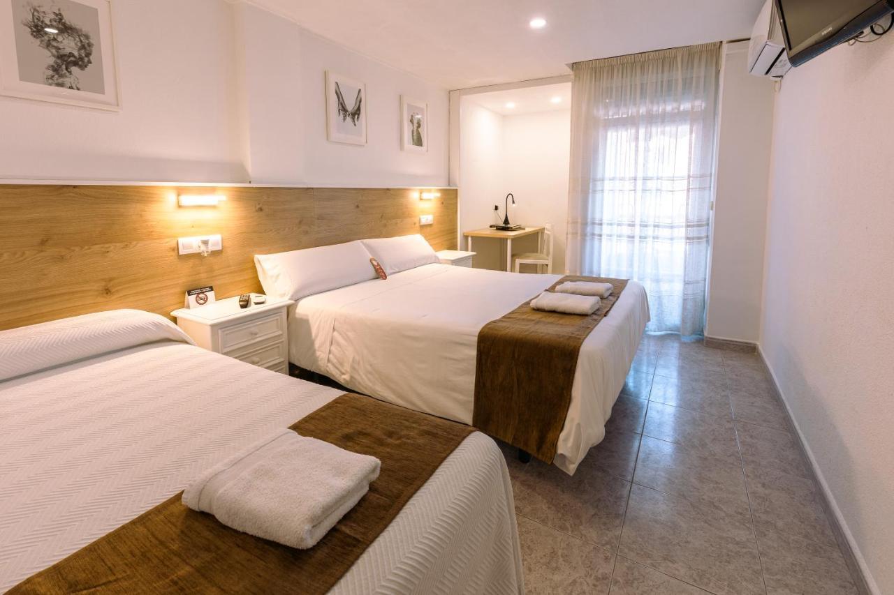 Hostal Gran Via Пінто Екстер'єр фото