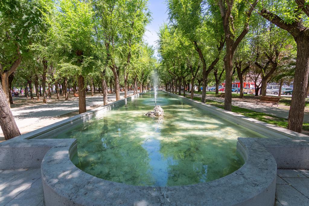 Hostal Gran Via Пінто Екстер'єр фото