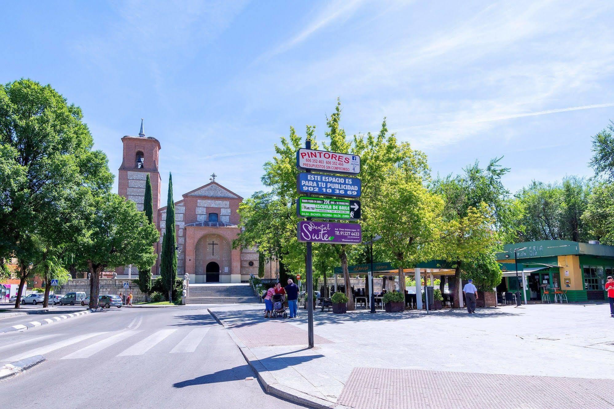 Hostal Gran Via Пінто Екстер'єр фото